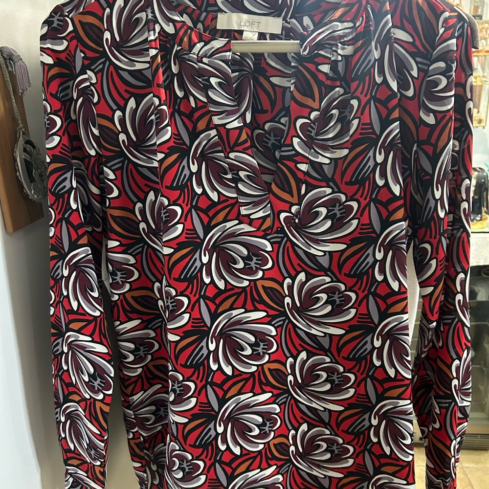 LOFT Multicolor Abstract Blouse